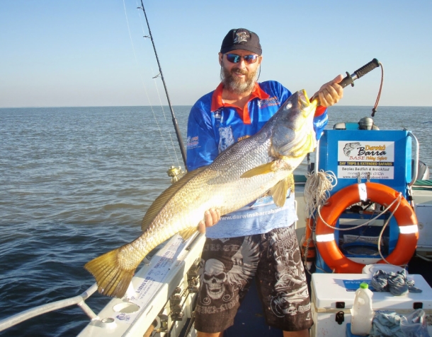 Fisho's Scott Thomas filming Bushy talking about Squidgy's new prawn lures.